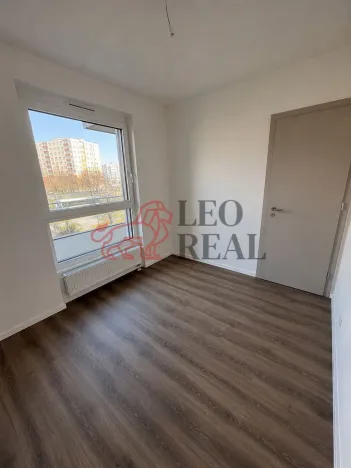 Pronájem bytu 2+kk, Praha - Černý Most, Arnošta Valenty, 41 m2
