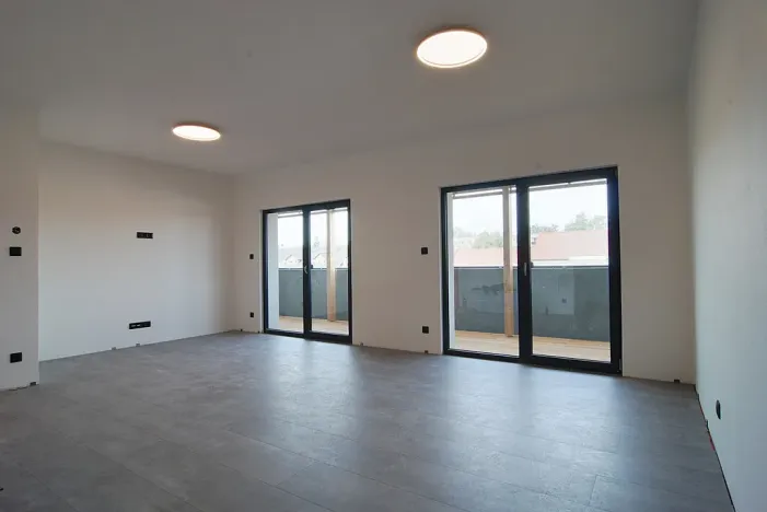 Pronájem bytu 2+kk, Votice, Komenského nám., 77 m2