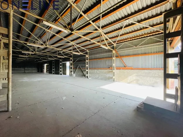 Pronájem skladu, Plzeň, Edvarda Beneše, 382 m2