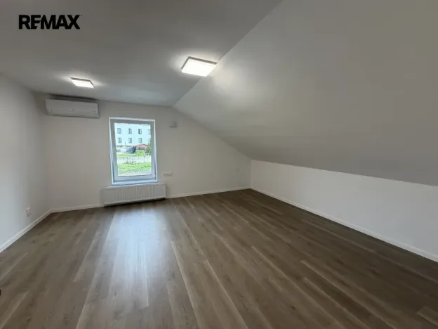 Pronájem bytu 2+kk, Lanškroun - Žichlínské Předměstí, Komenského, 34 m2
