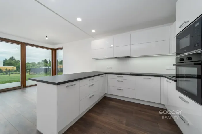 Pronájem rodinného domu, Ohrobec, Na širokém I, 171 m2
