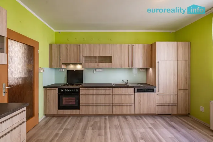 Prodej vícegeneračního domu, Kraslice, Pod nádražím, 259 m2