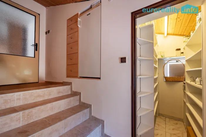 Prodej vícegeneračního domu, Kraslice, Pod nádražím, 259 m2
