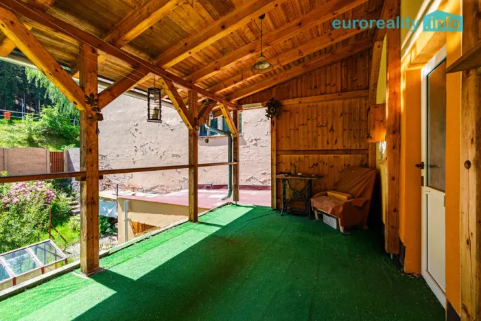 Prodej vícegeneračního domu, Kraslice, Pod nádražím, 259 m2