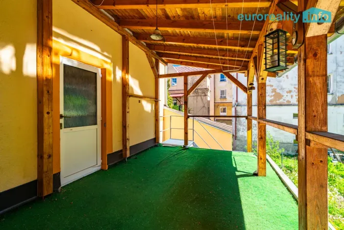 Prodej vícegeneračního domu, Kraslice, Pod nádražím, 259 m2