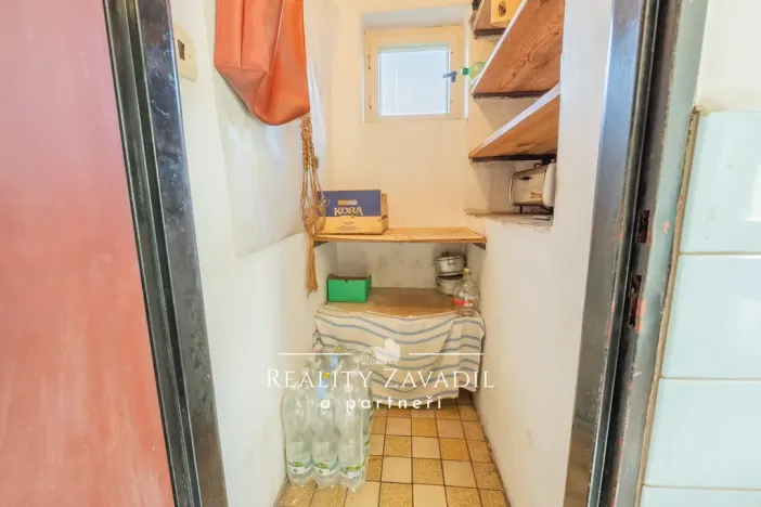 Prodej rodinného domu, Týnec nad Sázavou - Pecerady, 70 m2
