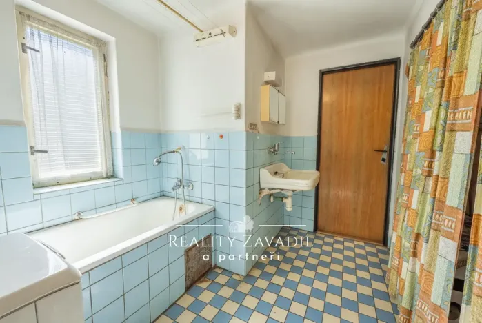 Prodej rodinného domu, Týnec nad Sázavou - Pecerady, 70 m2