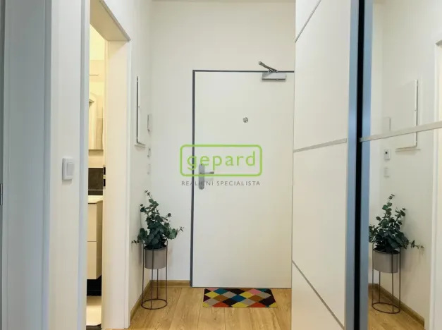Pronájem bytu 2+kk, Praha, Arnošta Staňka, 31 m2