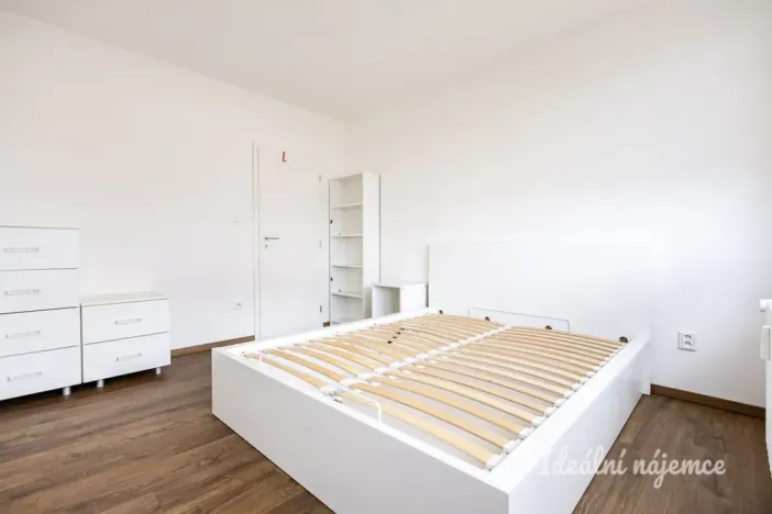 Pronájem bytu 3+kk, Praha - Chodov, Dědinova, 70 m2