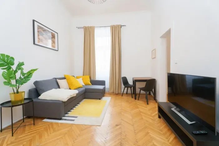 Pronájem bytu 2+1, Praha - Nové Město, Vyšehradská, 60 m2