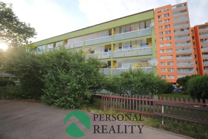 Pronájem bytu 3+1, Praha - Bohnice, Zelenohorská, 66 m2