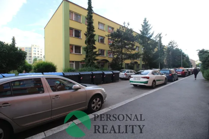 Pronájem bytu 3+1, Praha - Bohnice, Zelenohorská, 66 m2