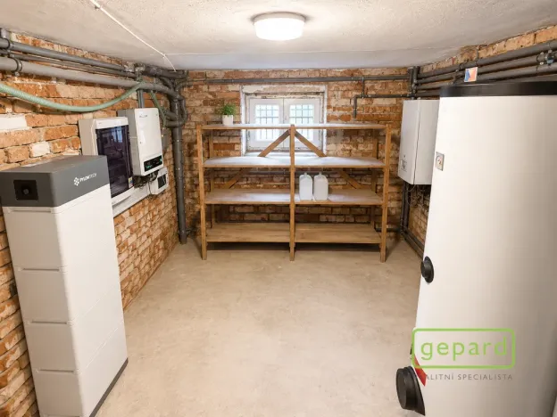 Pronájem rodinného domu, Mníšek pod Brdy, U nádraží, 140 m2
