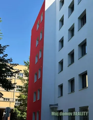 Pronájem bytu 2+kk, Praha - Strašnice, Krupská, 42 m2