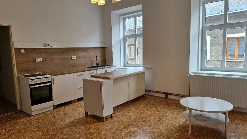 Pronájem bytu 2+1, Bruntál, Nerudova, 50 m2