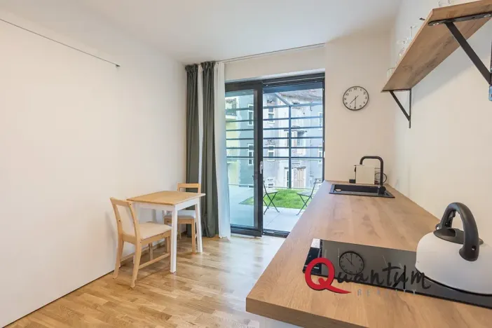 Pronájem bytu 1+kk, Praha - Smíchov, Grafická, 35 m2
