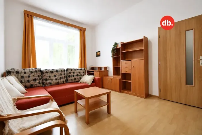 Pronájem bytu 2+1, Karlovy Vary, Krále Jiřího, 58 m2