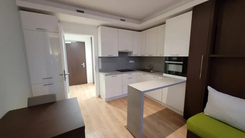 Pronájem bytu 1+kk, Praha - Stodůlky, Mukařovského, 31 m2