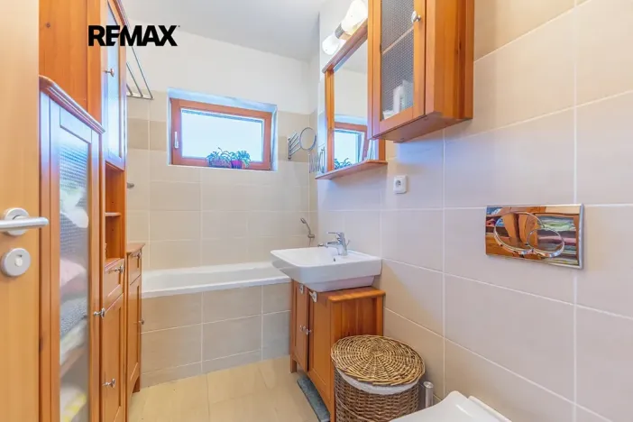 Prodej rodinného domu, Mníšek pod Brdy, V Edenu, 96 m2