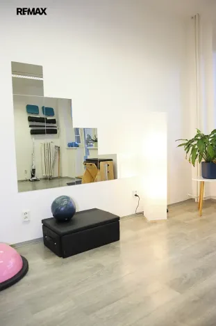 Pronájem komerční nemovitosti, Praha - Smíchov, Ostrovského, 30 m2