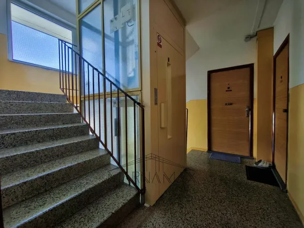 Prodej bytu 2+1, Kadaň, Bystřická, 59 m2