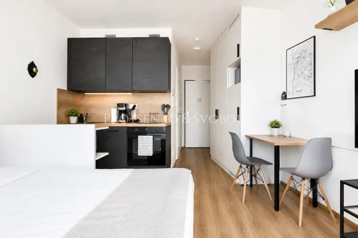 Prodej bytu 1+kk, Praha - Smíchov, Mozartova, 22 m2