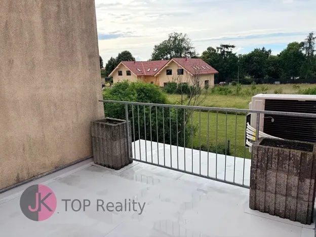 Pronájem rodinného domu, Praha - Uhříněves, Vlárská, 100 m2