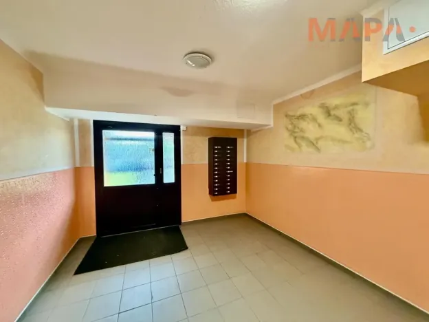 Prodej bytu 1+1, Chomutov, Růžová, 35 m2
