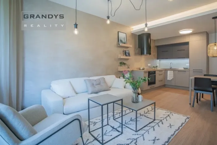 Prodej bytu 2+kk, Praha, Bartůňkova, 42 m2
