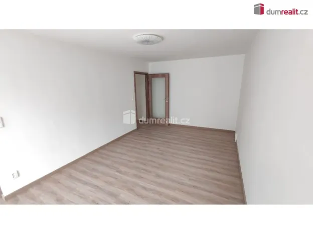 Pronájem bytu 2+1, Praha - Kobylisy, Chabařovická, 67 m2
