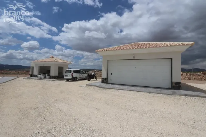 Prodej rodinného domu, Pinoso, Alicante, Španělsko, 180 m2