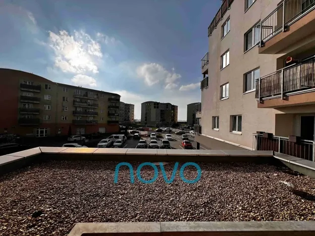 Pronájem bytu 2+kk, Klecany, V Honech, 43 m2