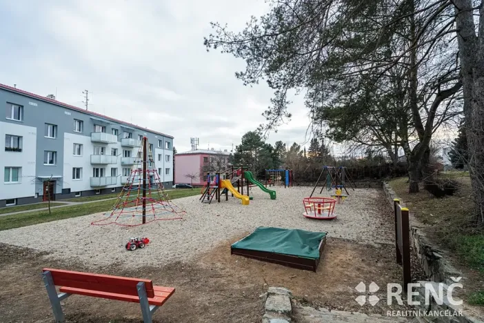 Pronájem bytu 3+kk, Zbýšov, čtvrť Padělky, 78 m2