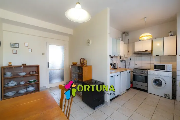 Prodej bytu 3+1, Praha - Troja, Na Šutce, 66 m2