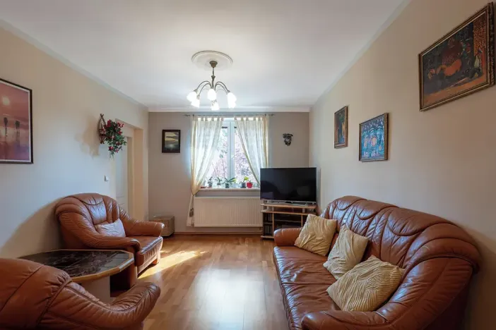 Dražba bytu 4+1, Zeleneč, Mstětická, 96 m2