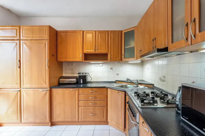 Dražba bytu 4+1, Zeleneč, Mstětická, 96 m2