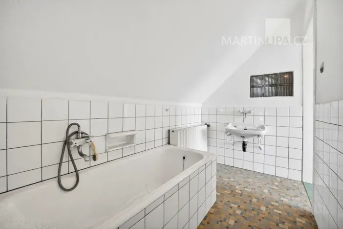 Prodej rodinného domu, Senomaty, Nádražní, 274 m2
