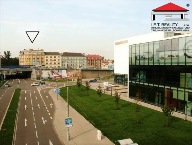 Pronájem obchodního prostoru, Ostrava, 28. října, 100 m2