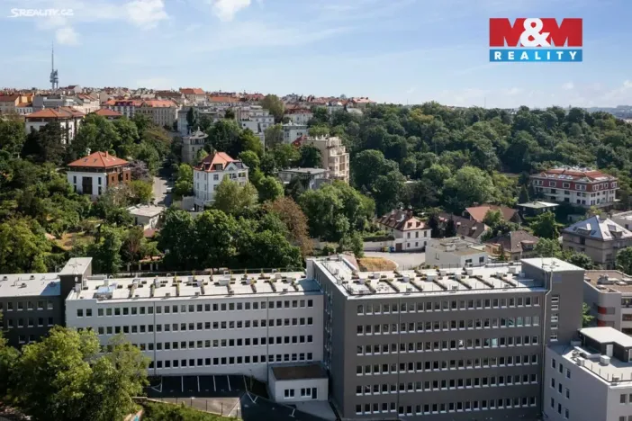Pronájem bytu 2+kk, Praha - Vinohrady, Perucká, 37 m2