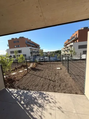 Pronájem bytu 1+kk, Praha, Jáchymovská, 33 m2