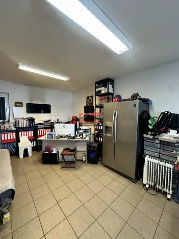 Prodej skladu, Netolice, 30000 m2
