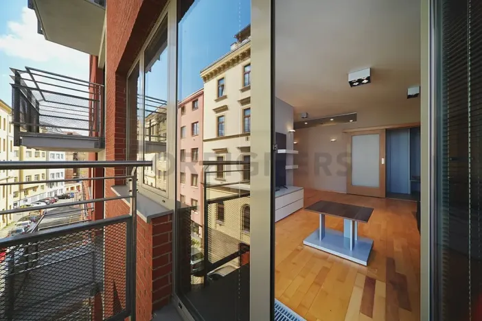 Pronájem bytu 1+kk, Brno, Kopečná, 40 m2