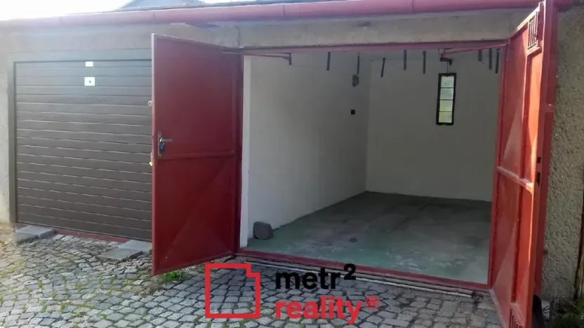 Pronájem garáže, Olomouc, Arbesova, 17 m2