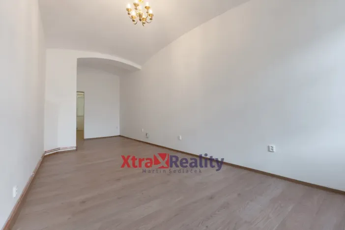 Prodej bytu 1+1, Teplice, Školní, 70 m2