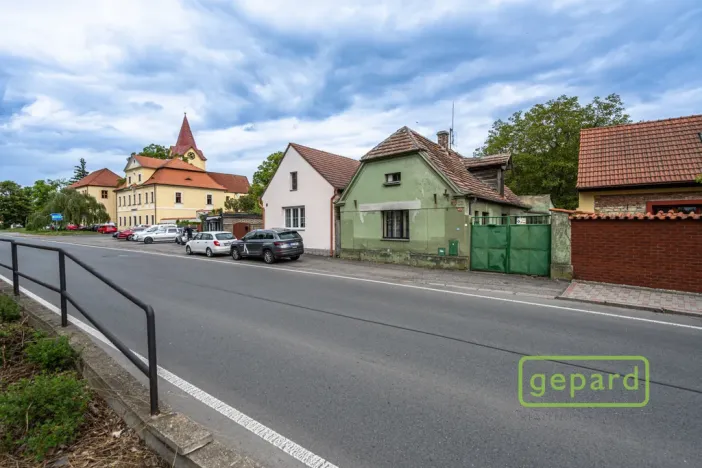 Prodej rodinného domu, Hostivice, Husovo náměstí, 66 m2