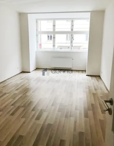 Pronájem bytu 3+1, Praha, Na hutích, 84 m2