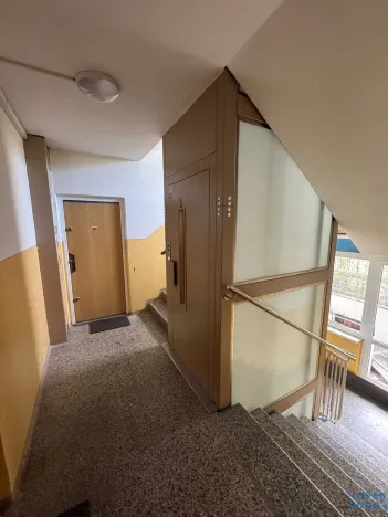 Pronájem bytu 2+1, Chomutov, Kamenná, 61 m2