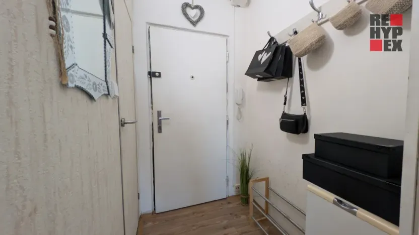 Prodej bytu 1+1, Nový Bor, Boženy Němcové, 36 m2