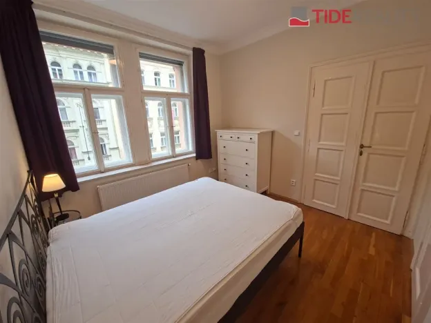 Pronájem bytu 2+1, Praha, Myslíkova, 70 m2