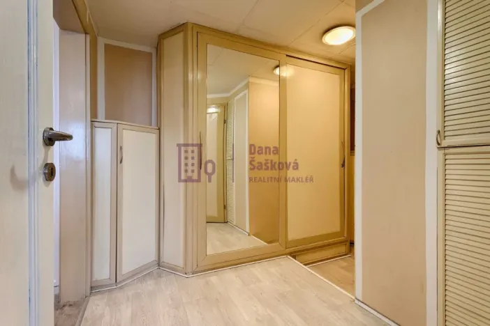 Pronájem bytu 1+1, Jindřichův Hradec - Jindřichův Hradec III, sídliště Vajgar, 42 m2